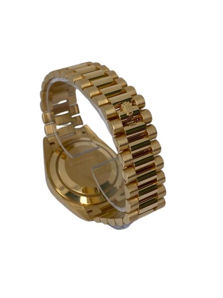 Rolex Day-Date 40 228238